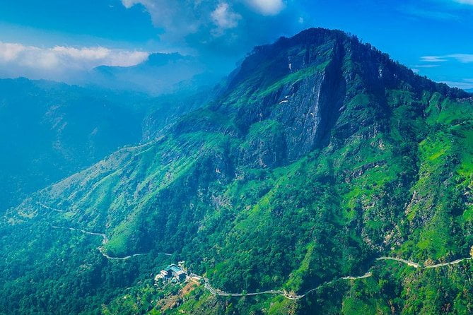 https://travelartisans.lk/wp-content/uploads/2018/09/95.jpg