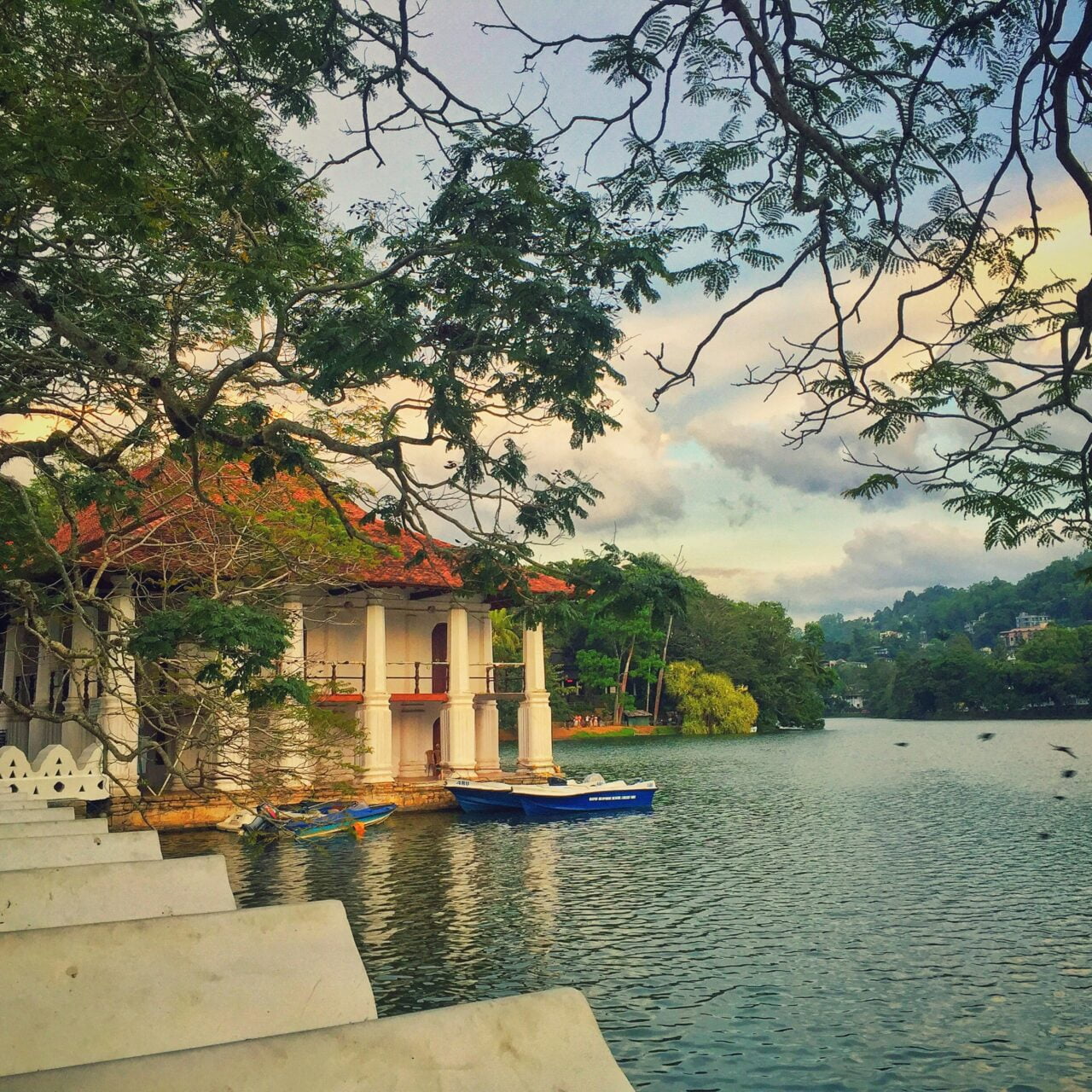 https://travelartisans.lk/wp-content/uploads/2024/02/pix-ninty-four-xDGZHExSdq4-unsplash-1280x1280.jpg
