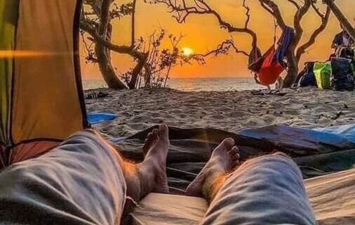 Baththalangunduwa Beach Camping